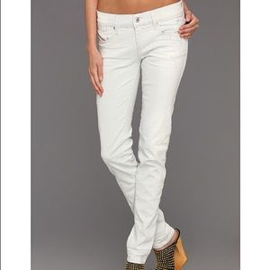 Diesel Getlegg Skinny Jeans in White, size 25/32
